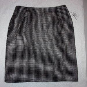 Black and White Style & Co. Skirt Size 8